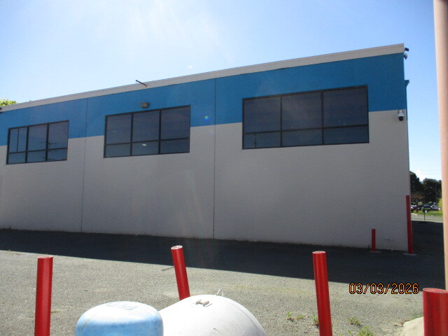 More Photos Of 2685 E Leland Rd, Pittsburg Freestanding For Lease