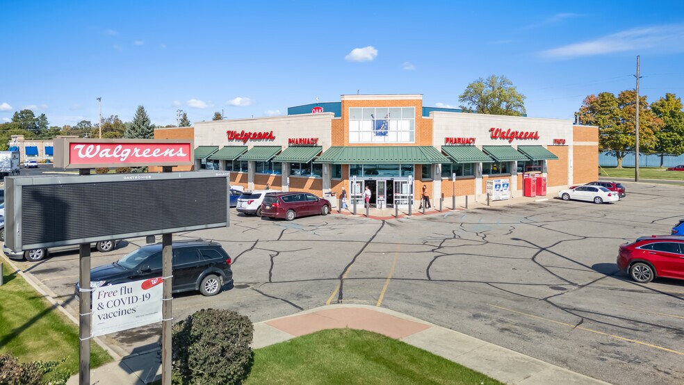 More Photos Of 950 S Centerville Rd, Sturgis Drugstore For Sale