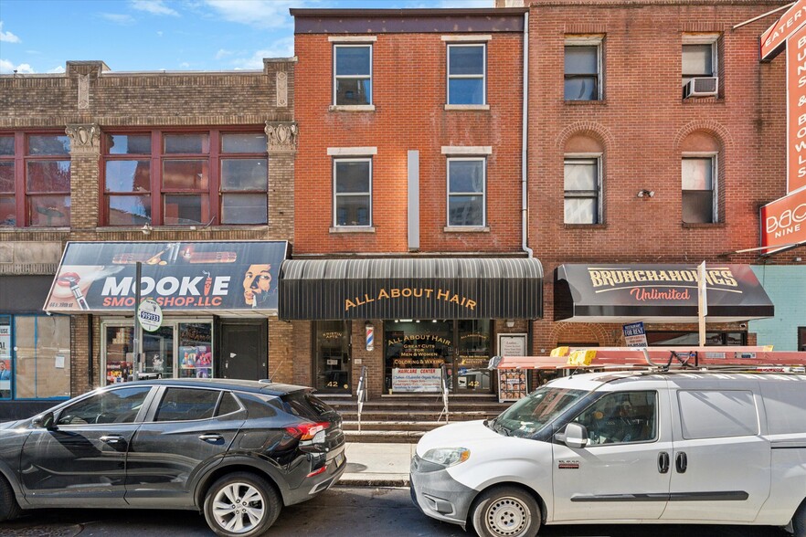 Primary Photo Of 42 S 19th St, Philadelphia Storefront Retail Residential For Lease