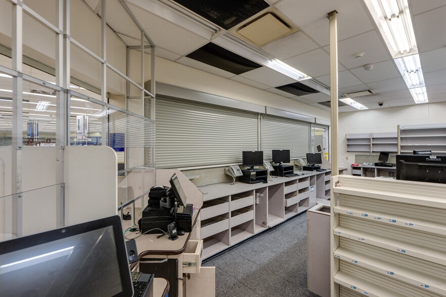 More Photos Of 524 N 6th St, Reading Freestanding For Lease