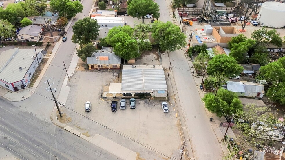 More Photos Of 1445 Somerset Rd, San Antonio Medical For Sale