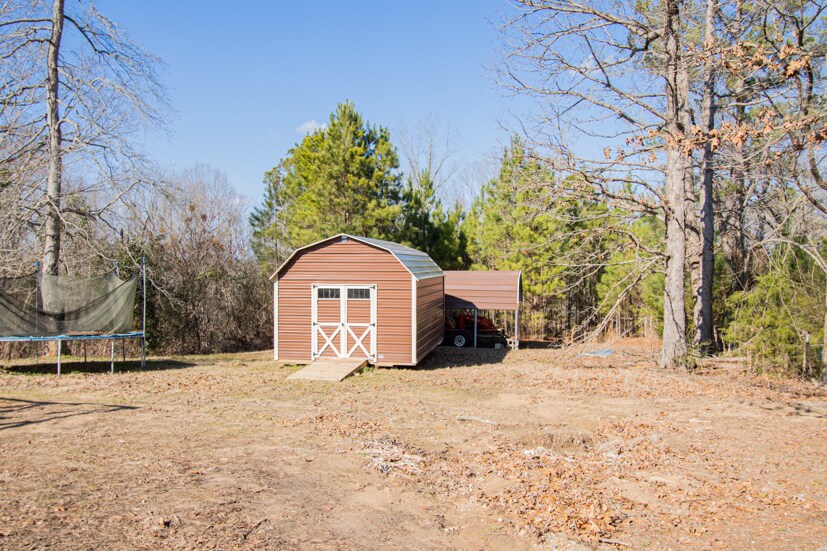 More Photos Of 18501 County Road 3131, Gladewater Multifamily For Sale