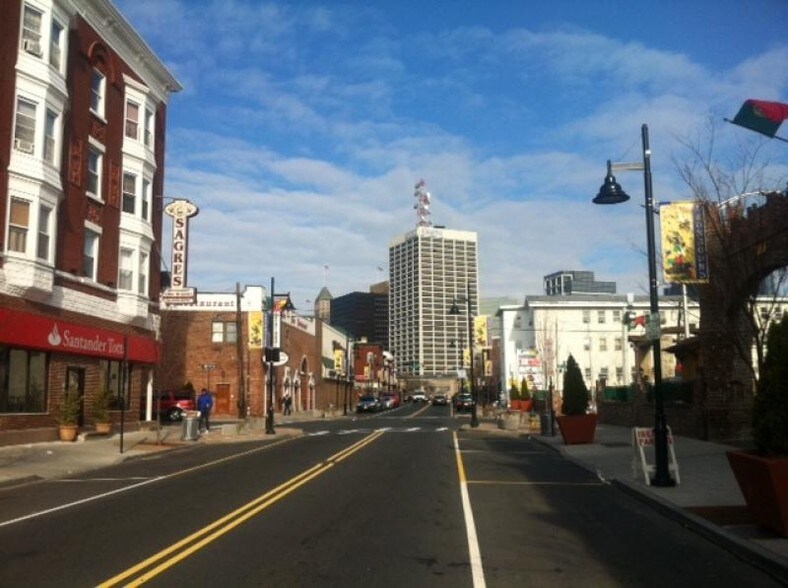 More Photos Of 73-75 Ferry St, Newark Storefront Retail Office For Sale