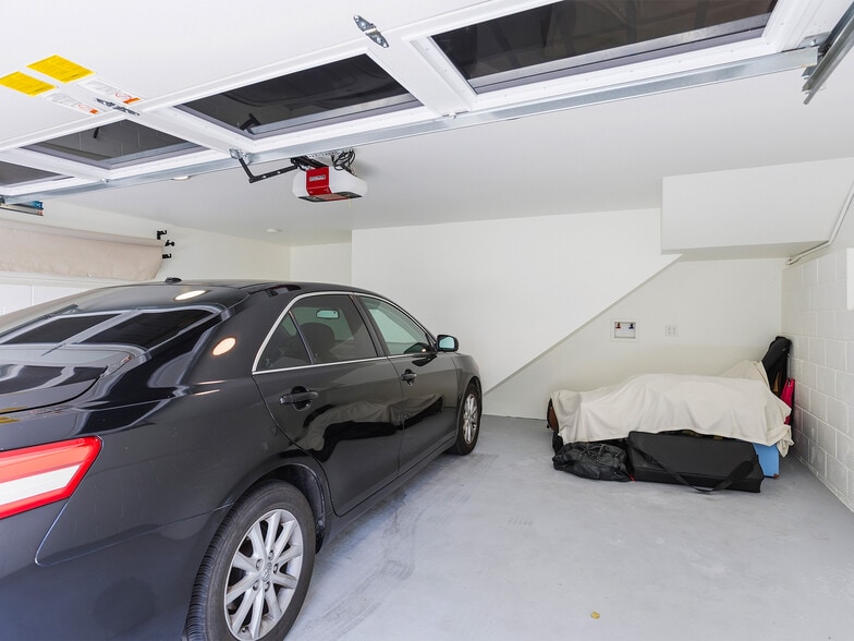 More Photos Of 7580 McGroarty Ter, Tujunga Apartments For Sale