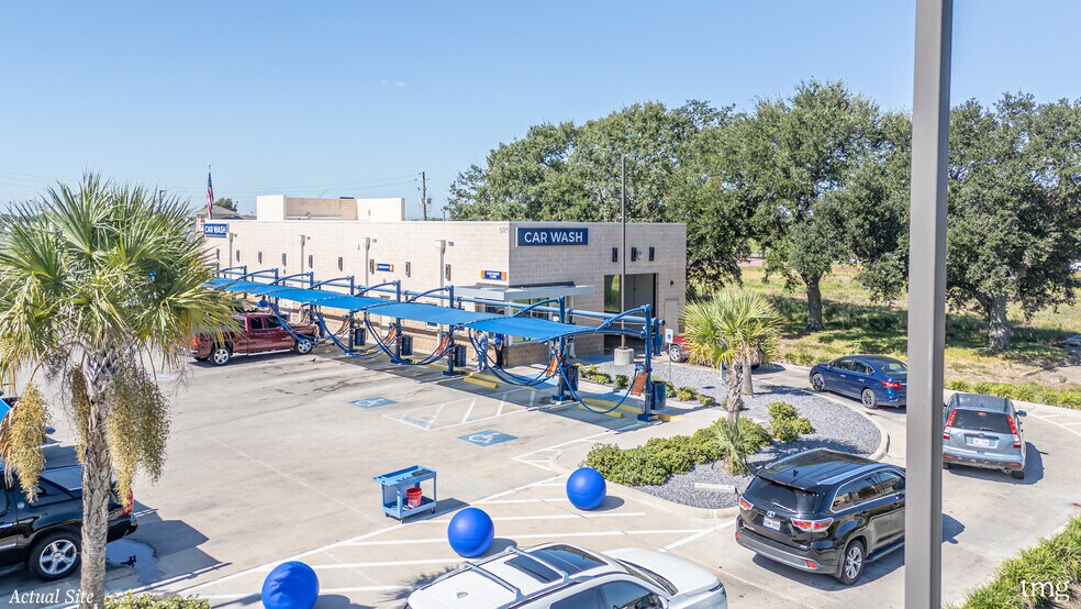 More Photos Of 5015 39th St, Groves Carwash For Sale