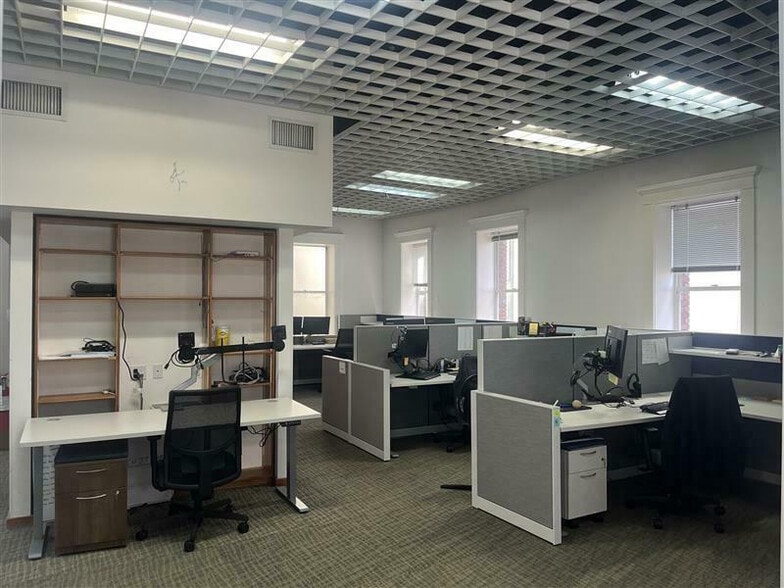 More Photos Of 110 S Kentucky Ave, Lakeland Office For Lease