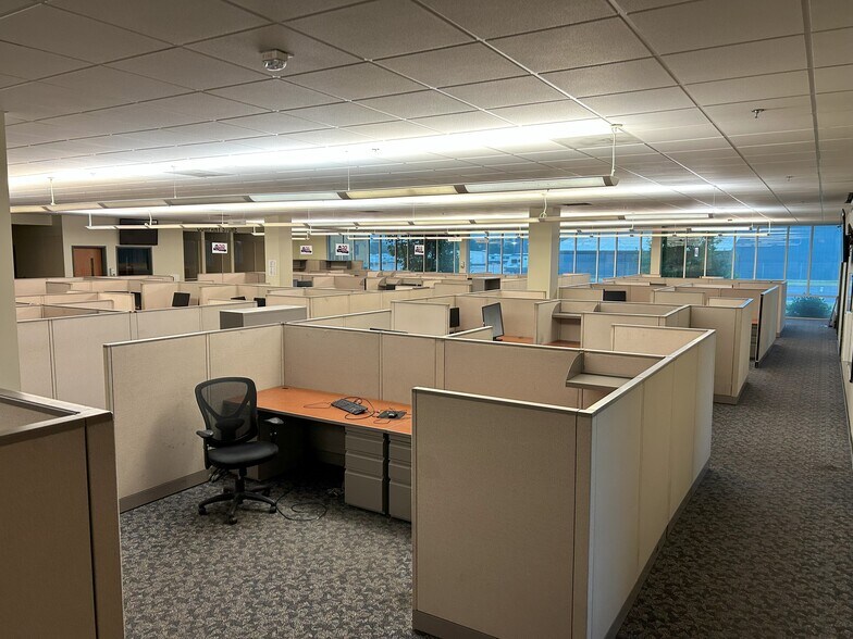 More Photos Of 8055 N Highway 67, Texarkana Industrial For Sale