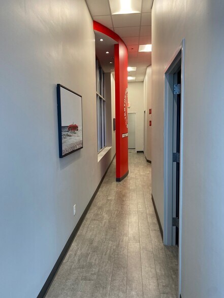 More Photos Of 311 S Gloster St, Tupelo Storefront Retail Office For Lease