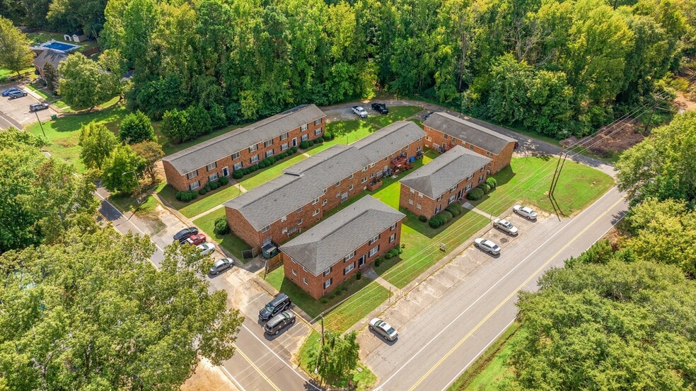 Primary Photo Of 1041 W Meadow Dr, Lancaster Apartments For Sale