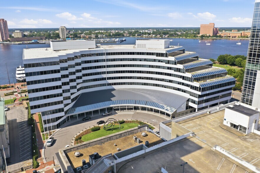 More Photos Of 101 W Main St, Norfolk Office For Lease