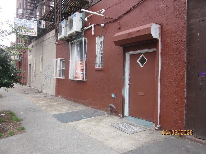 More Photos Of 102 S 6th St, Brooklyn Office For Lease
