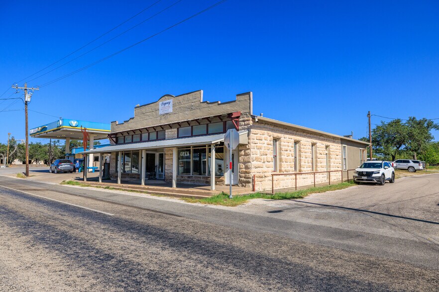 More Photos Of 23654 US Hwy 290, Harper General Retail For Sale