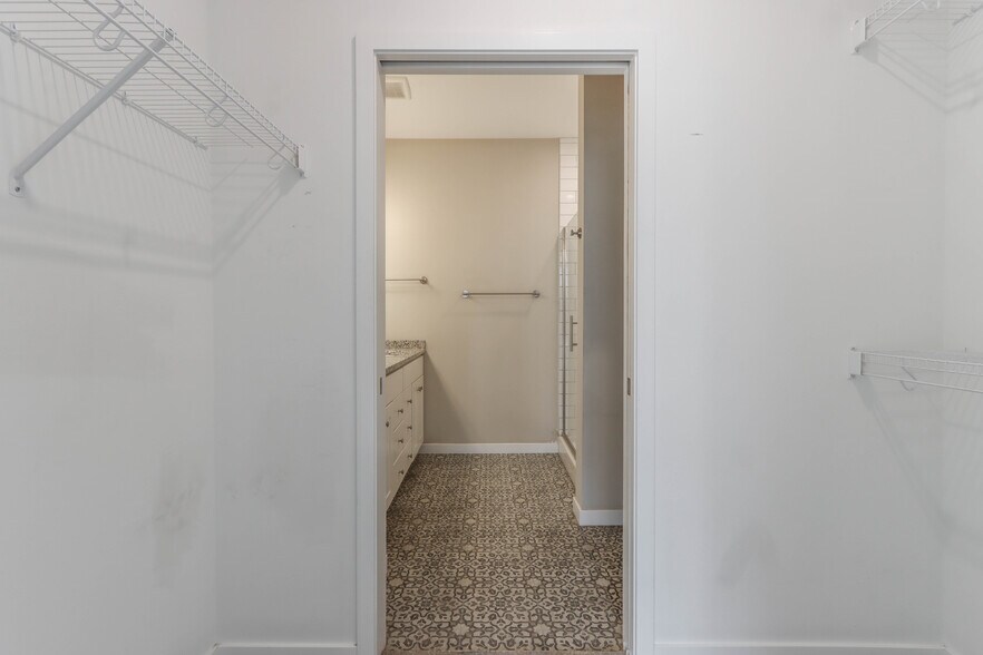 More Photos Of 610 Junction Rd, Madison Apartments For Sale