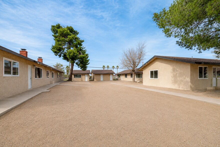 More Photos Of 16012-16020 Juniper St, Hesperia Assisted Living For Lease