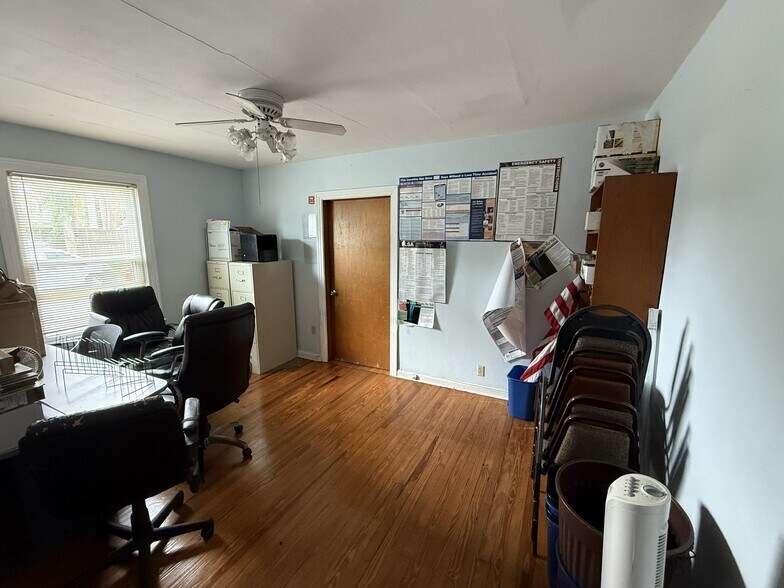 More Photos Of 1 Spencer St, Saint Augustine Office For Lease