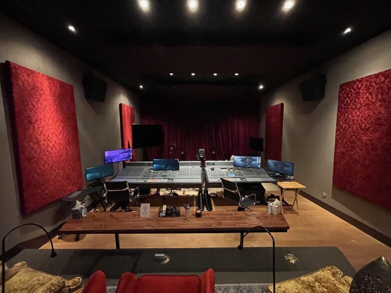 More Photos Of 110 E Santa Anita, Burbank Movie Radio TVStudio For Lease