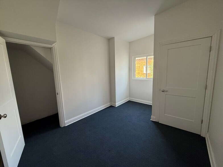 More Photos Of 100-102 N Ohio St, Aurora Storefront Retail Residential For Sale