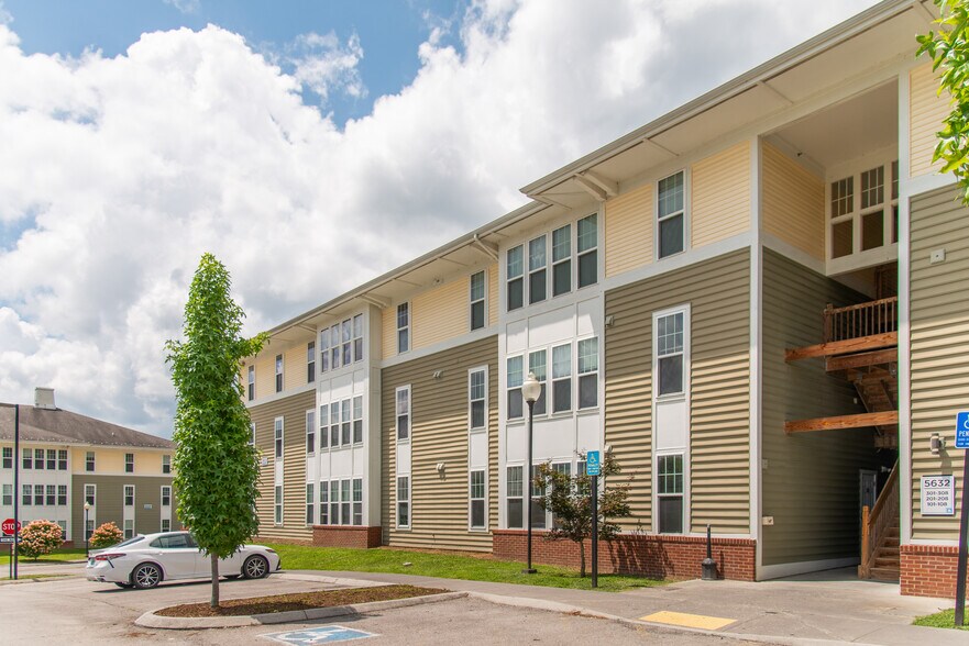 More Photos Of 5606 Campus Ridge Dr, Wise Multifamily For Sale