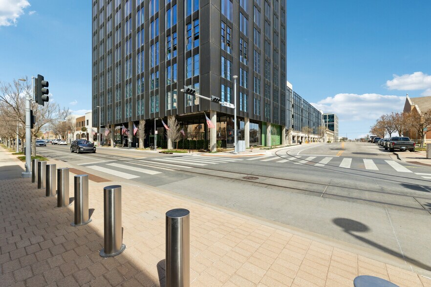 More Photos Of 600 N Robinson Ave, Oklahoma City Office For Lease