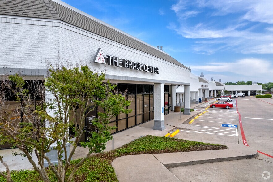Primary Photo Of 1600 Central Dr, Bedford Medical For Lease