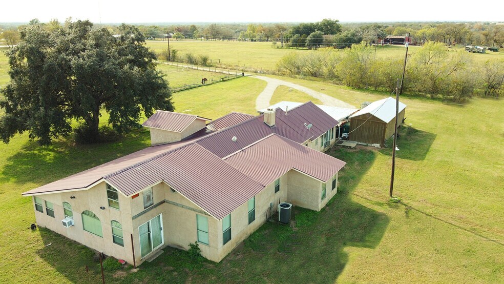 More Photos Of 1226 San Marcos Hwy, Luling Land For Sale