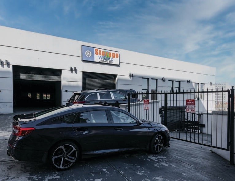 More Photos Of 305 E 182nd St, Bronx Light Manufacturing For Sale