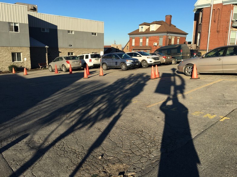 More Photos Of 167 N Main St, Washington Office For Sale