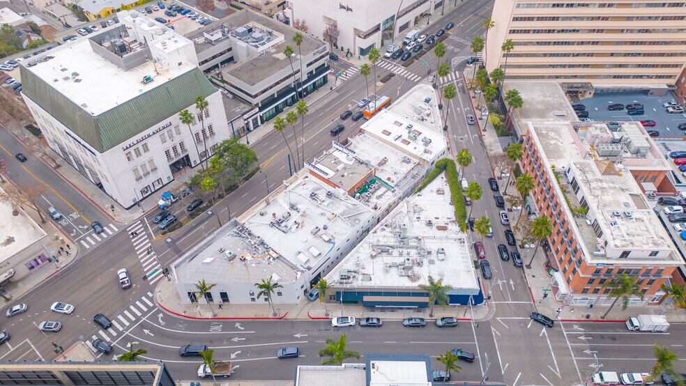 More Photos Of 369-373 N Bedford Dr, Beverly Hills Unknown For Lease