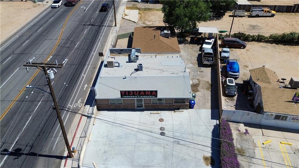 More Photos Of 14290-14298 Hesperia Rd, Victorville Bar For Sale