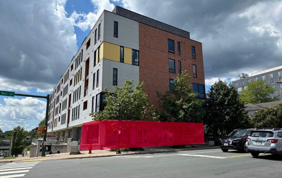 Primary Photo Of 1000 W Main St, Charlottesville Apartments For Lease
