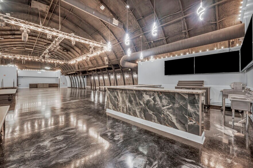 More Photos Of 1025 E Fifth Ave, Columbus Warehouse For Lease