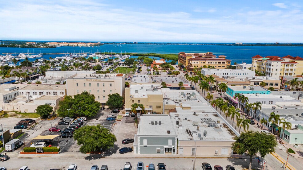 More Photos Of 108 N Depot Dr, Fort Pierce Office Residential For Lease