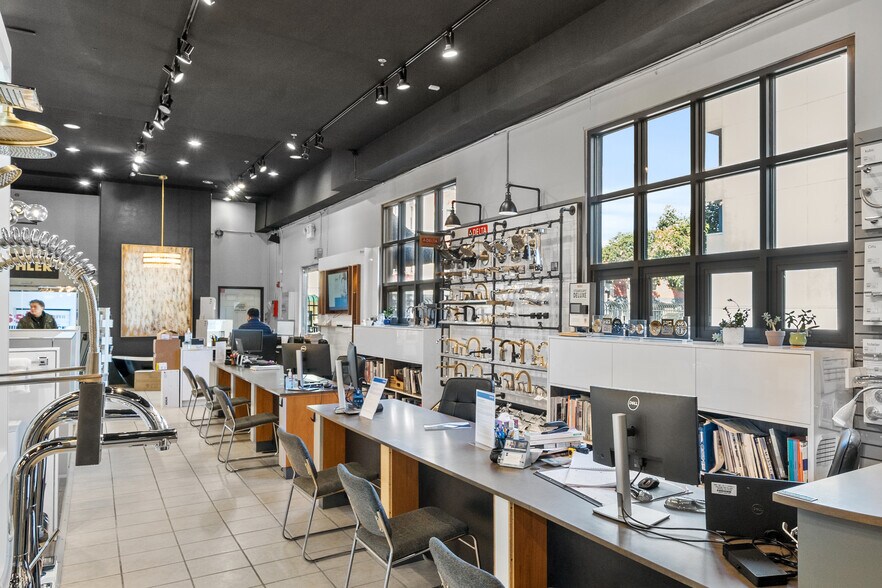 More Photos Of 423-435 Valencia St, San Francisco Freestanding For Sale