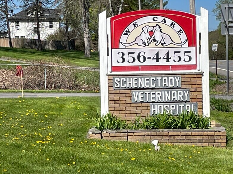 More Photos Of 2275 Duanesburg Rd, Duanesburg Veterinarian Kennel For Sale