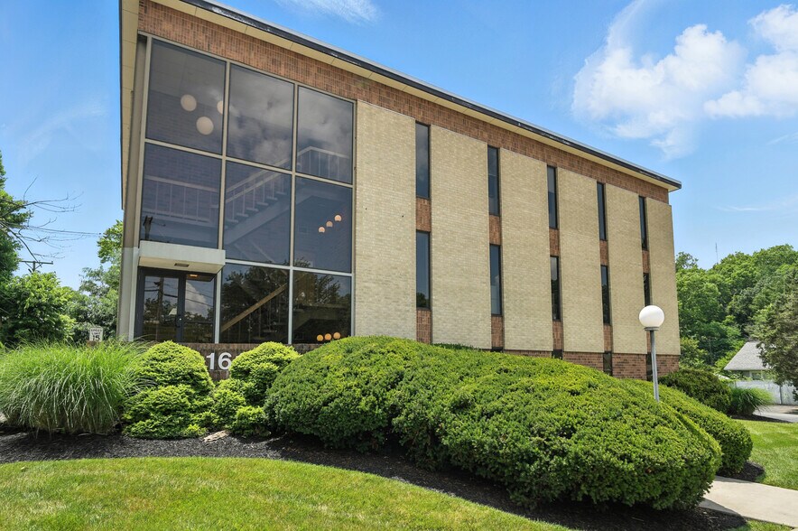 More Photos Of 1612 Prosser Ave, Dayton Medical For Sale