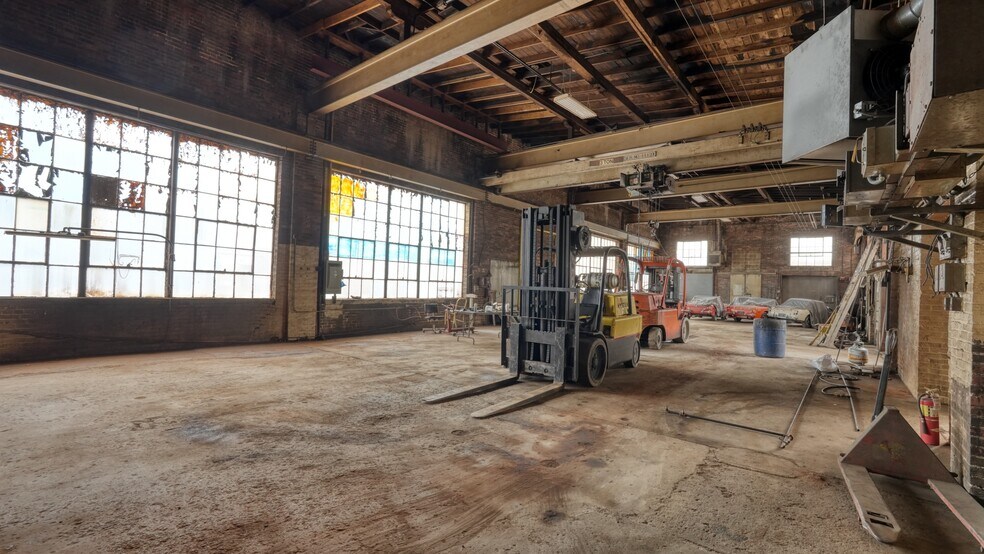 More Photos Of 120 Graham St, Zanesville Warehouse For Sale