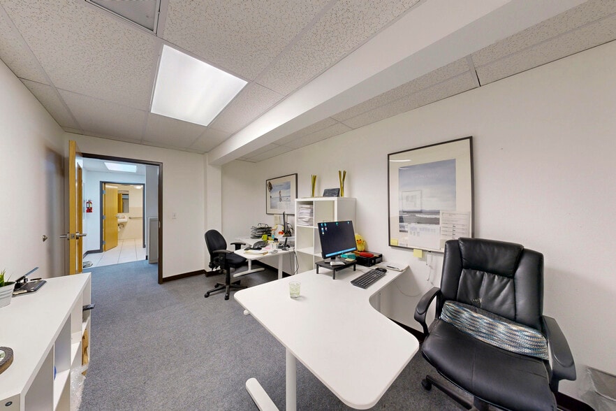 More Photos Of 502 Custer Way SE, Olympia Warehouse For Sale