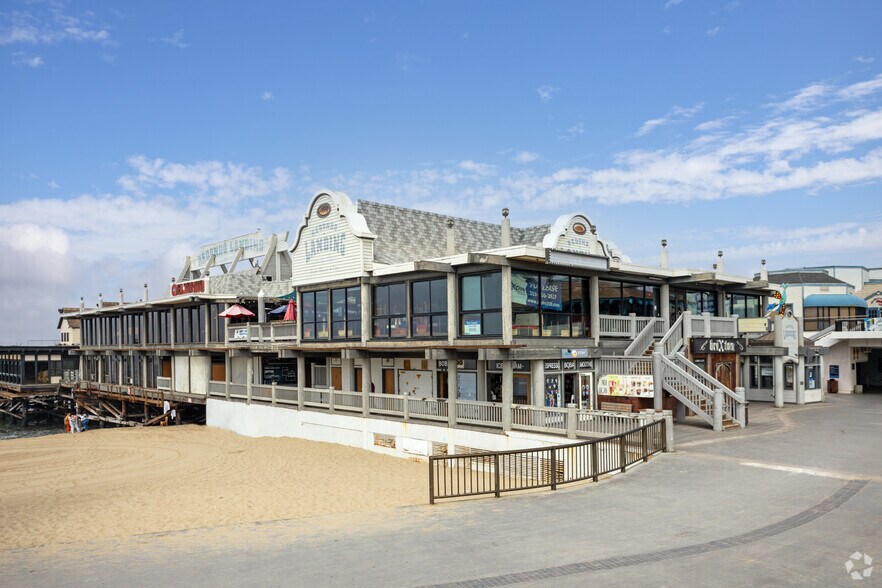 More Photos Of 100 Fishermans Wharf, Redondo Beach Bar For Lease