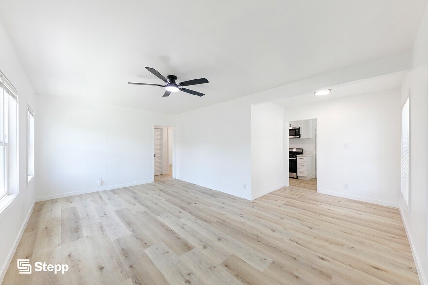 More Photos Of 4332 Andy St, Lakewood Multifamily For Sale