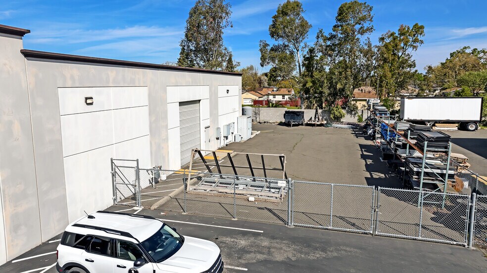 More Photos Of 9721 Kent St, Elk Grove Warehouse For Sale