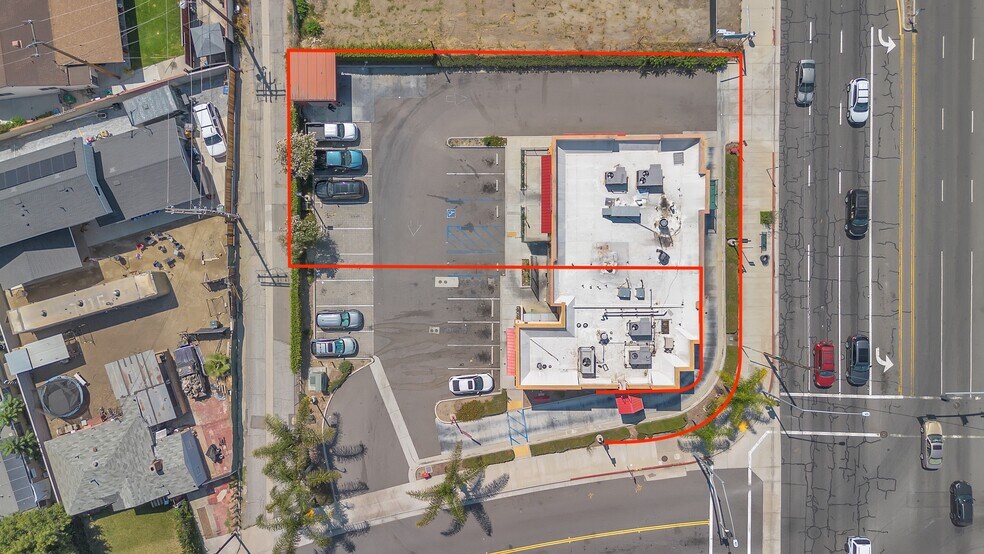 More Photos Of 9211 Telegraph Rd, Pico Rivera Freestanding For Sale