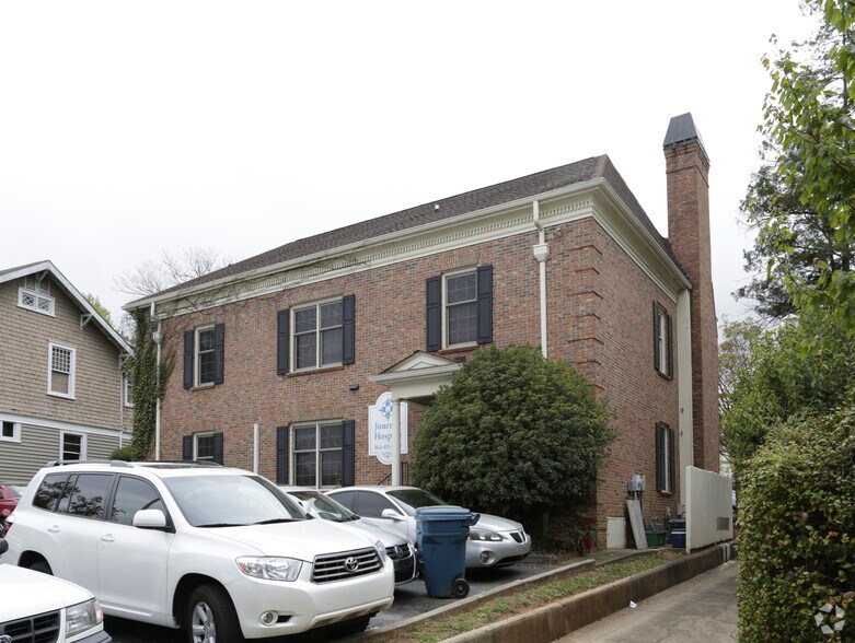 Primary Photo Of 665 N Academy St, Greenville Office For Lease