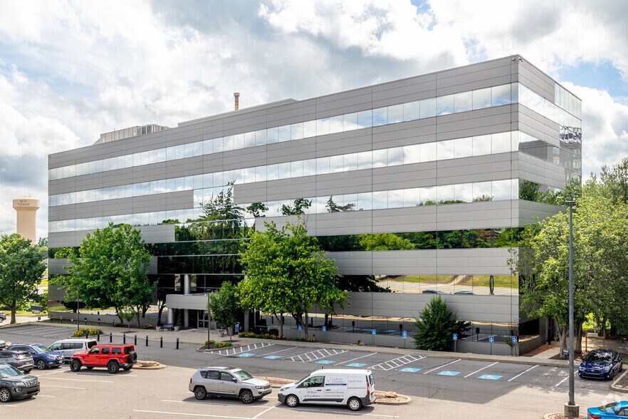 More Photos Of 1187 Thorn Run Rd, Moon Township Office For Sale