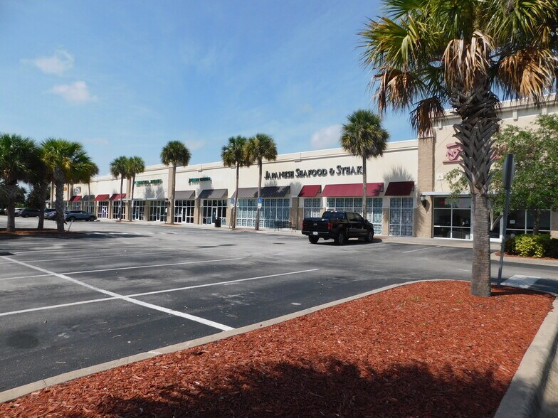 More Photos Of 5000 N Wickham Rd, Melbourne Freestanding For Lease