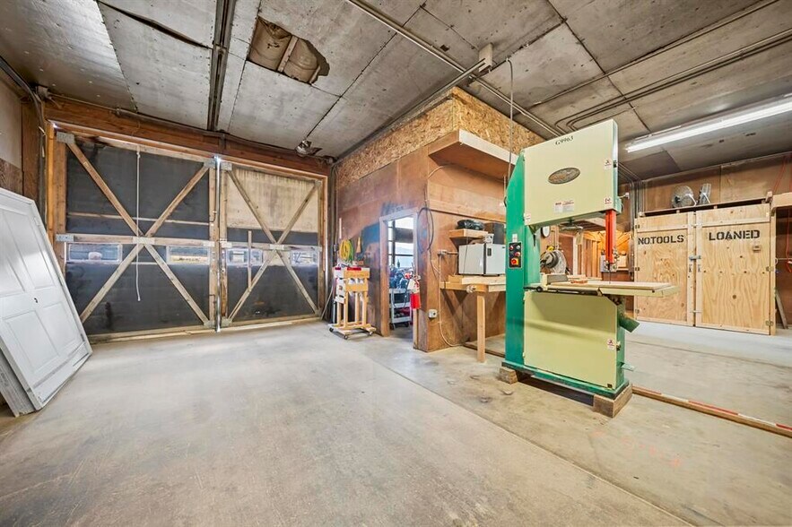 More Photos Of 1305 Seaton Ave, Greenup Warehouse For Sale