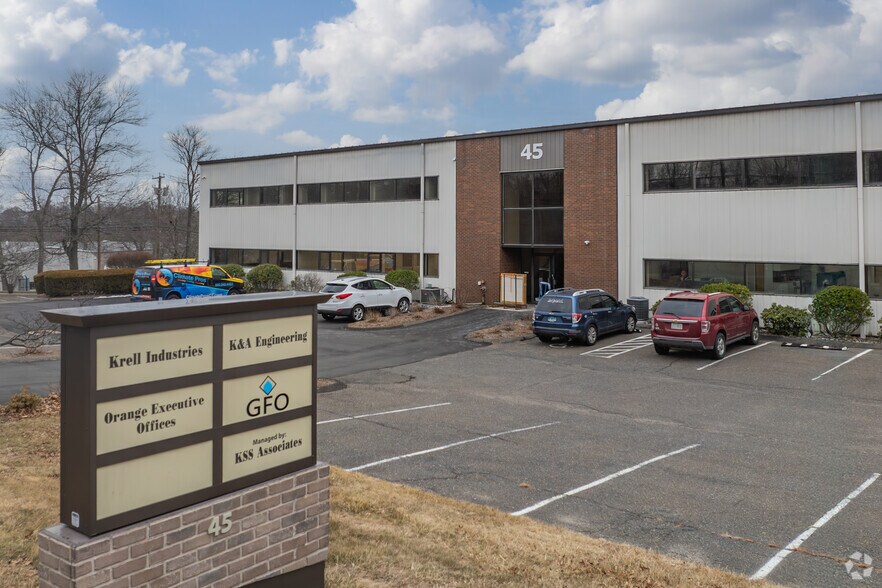 More Photos Of 45 Connair Rd, Orange Light Manufacturing For Lease