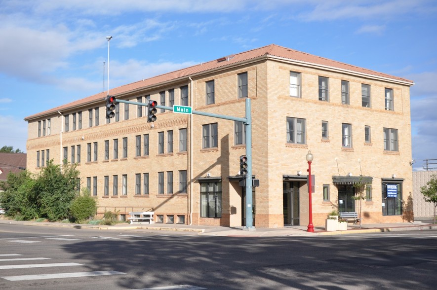 Primary Photo Of 322 S Main St, Lamar Apartments For Sale