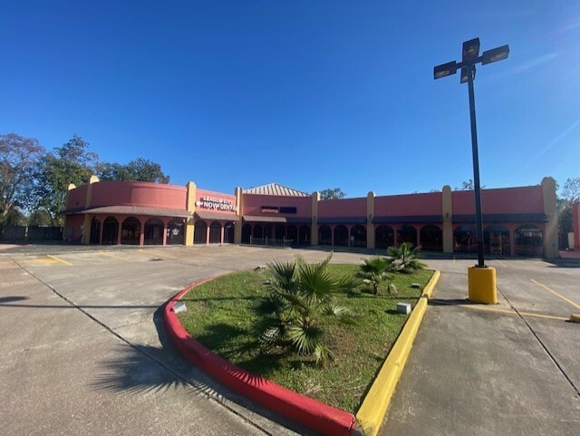 More Photos Of 1001 S FM-270, League City Unknown For Lease