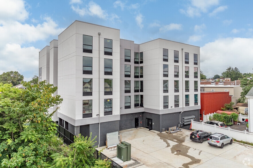 Primary Photo Of 141-147 Crooks Ave, Paterson Apartments For Lease