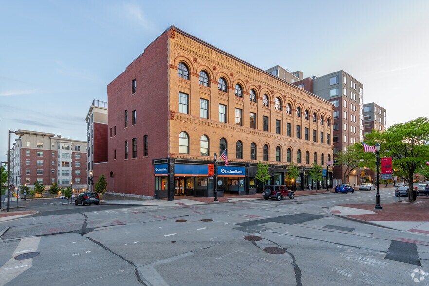 Primary Photo Of 130-138 Pleasant St, Malden Apartments For Lease